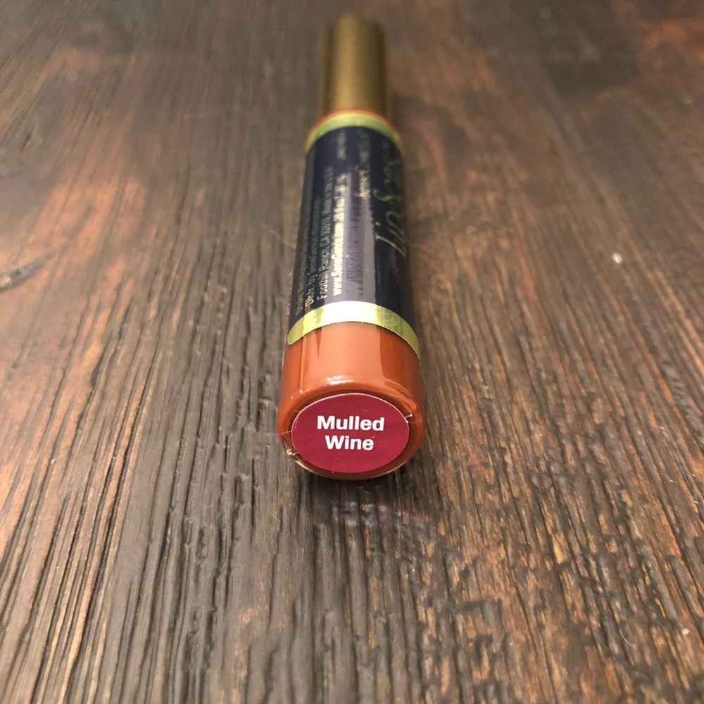 ‼️BACK IN STOCK‼️Awesome colorMulled Wine Lipsense